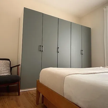 Gianni - Pool, Aircon & Design Apartment
