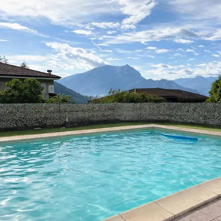 Apartment Gianni - Pool, Aircon & Design Lierna